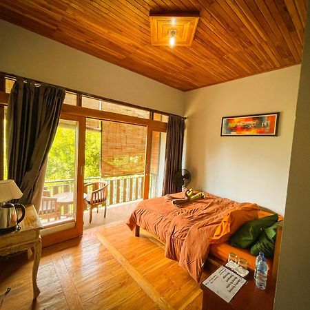 ホテル Munduk Panorama エクステリア 写真